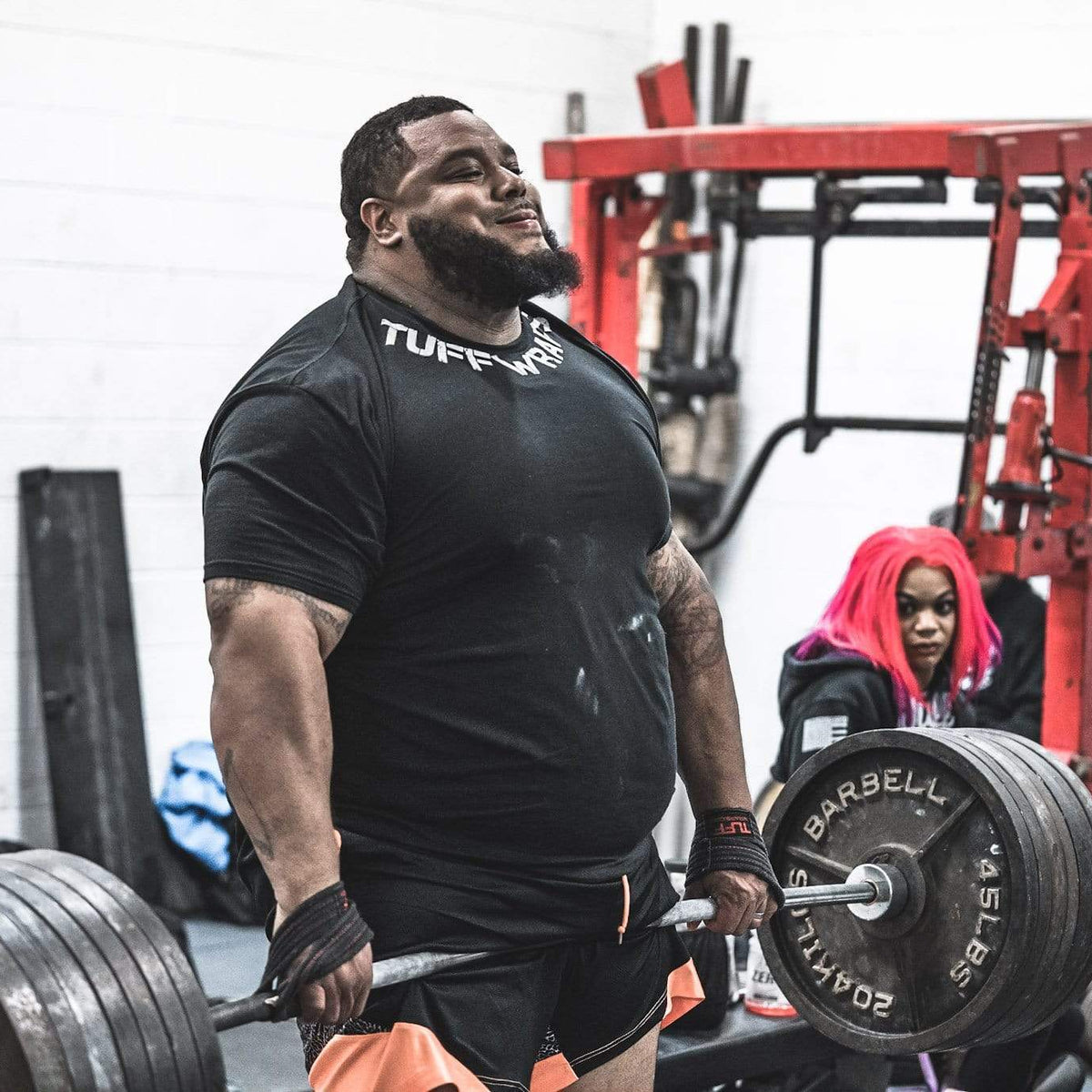 What Are Figure 8 Lifting Straps & How Do You Use Them?