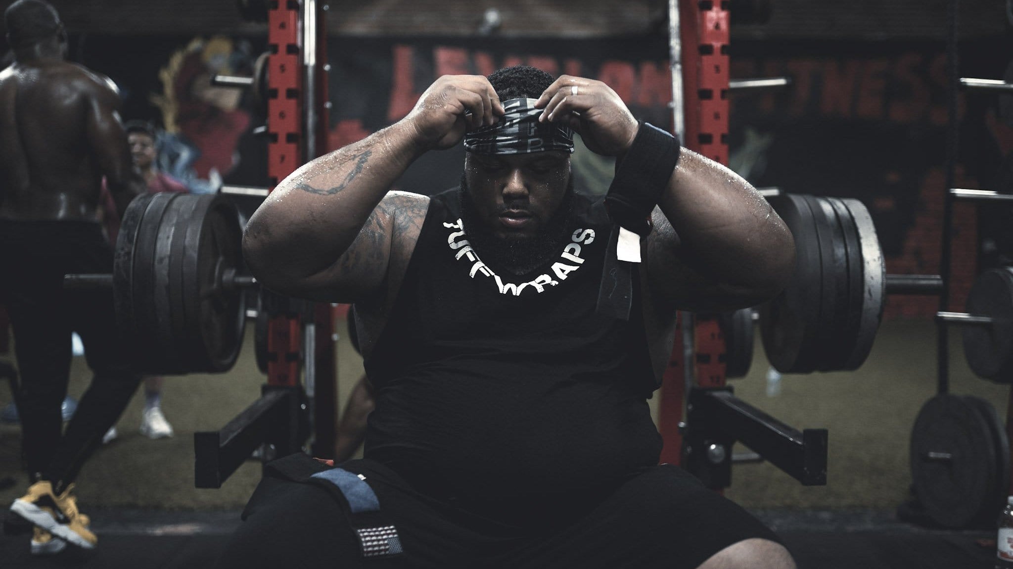 Julius Maddox Does The Impossible, 700 lb Bench Press for 3 Reps!
