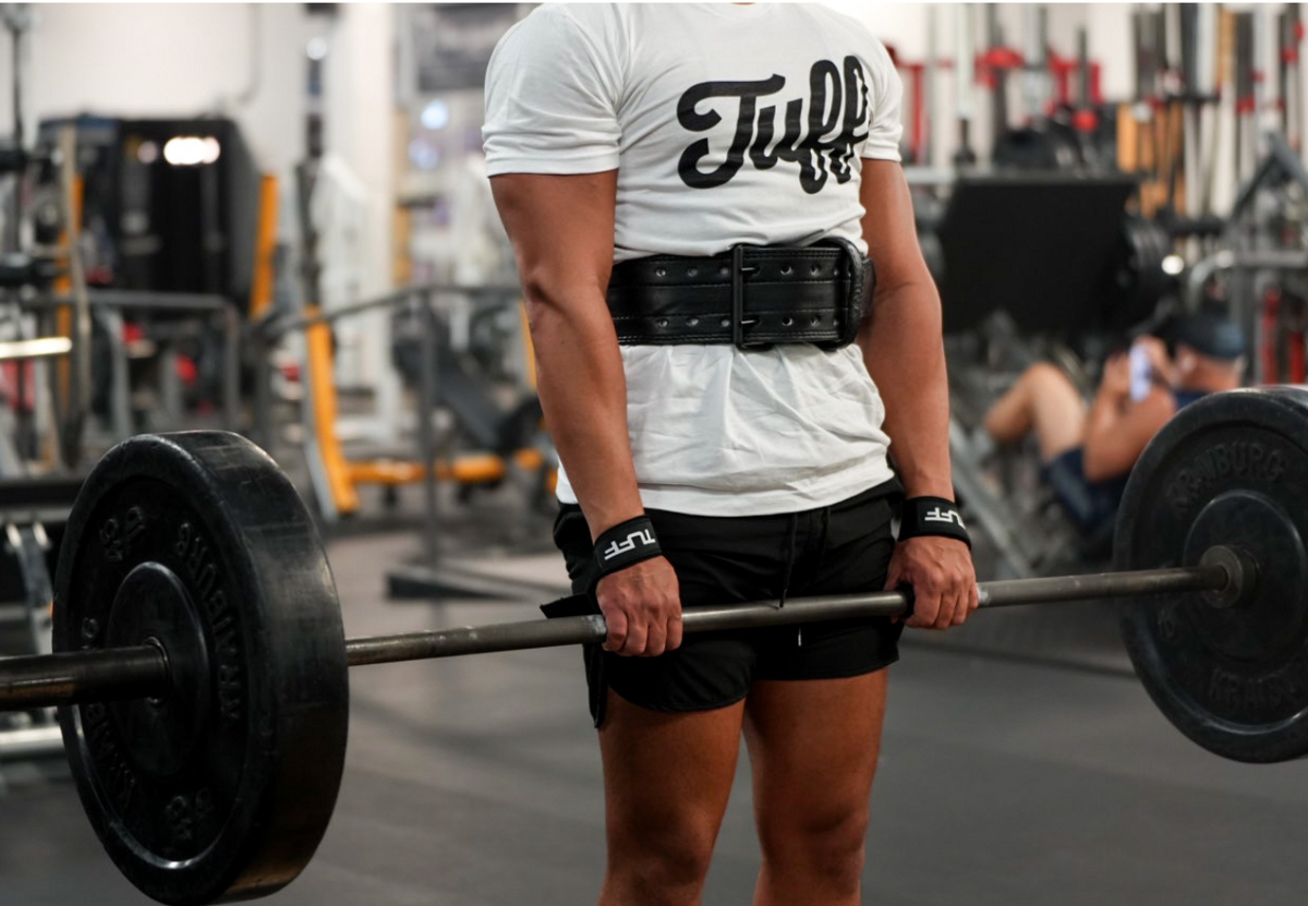 powerlifter-deadlifting-often. 