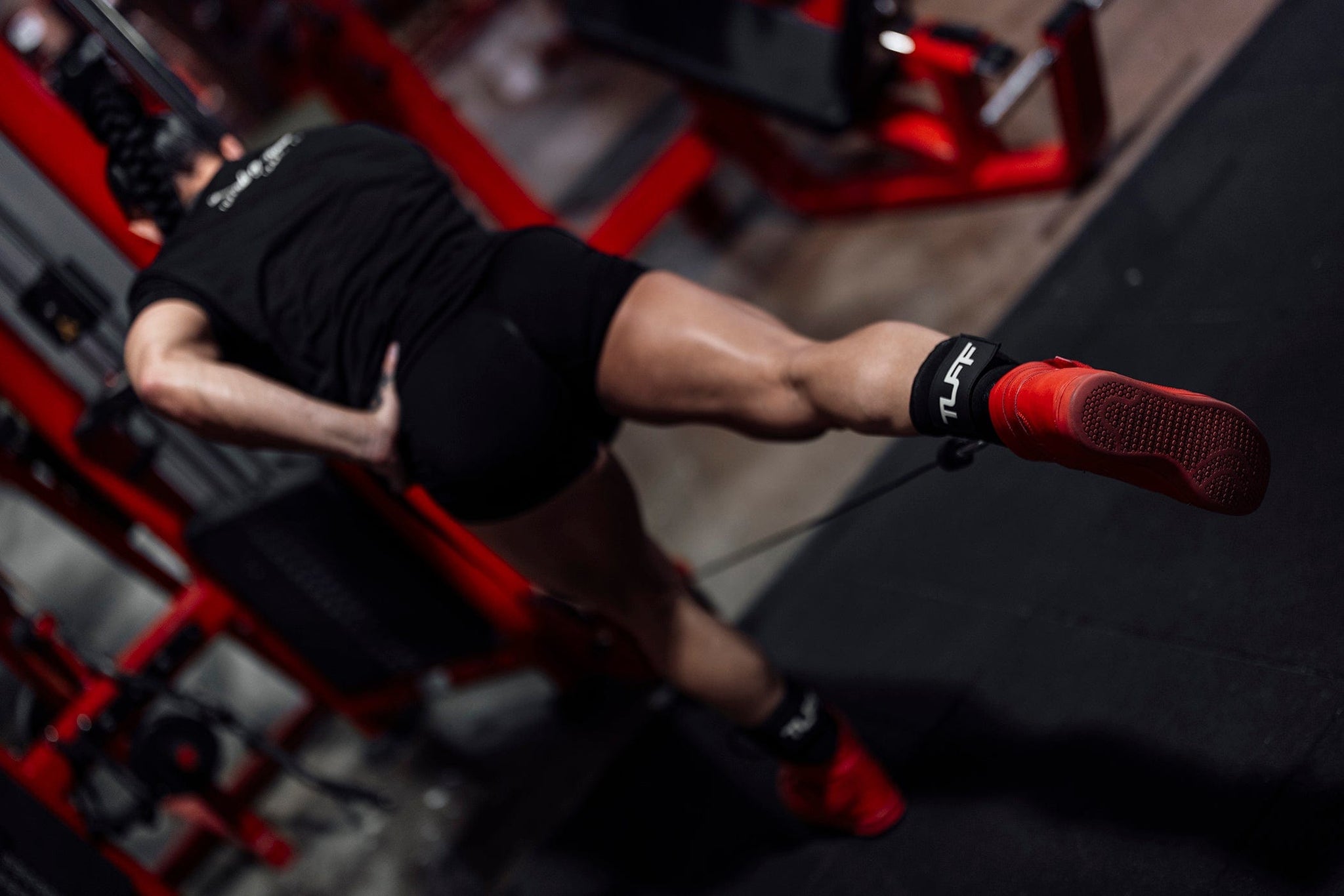 Ankle Straps for Cable Machine Enhance Leg Strengthening with Versatile Equipment Ankle Straps for Cable Machine Enhance Leg Strengthening with Versatile Equipment